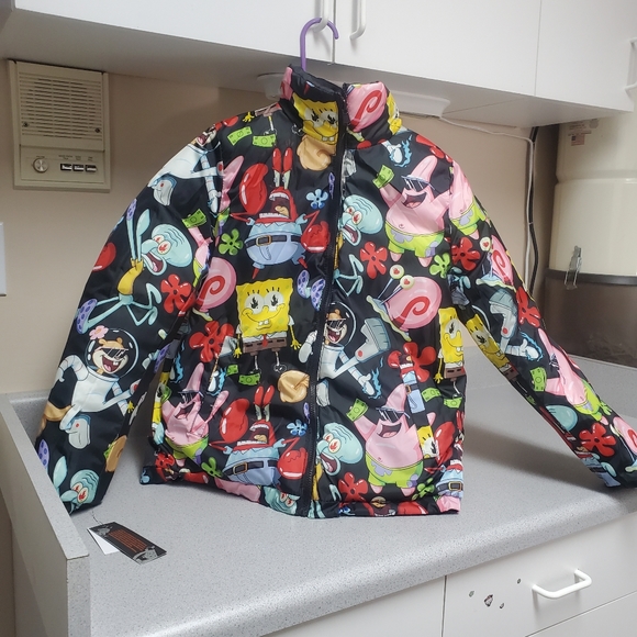 SpongeBob Members Only Puffer - Picture 5 of 6